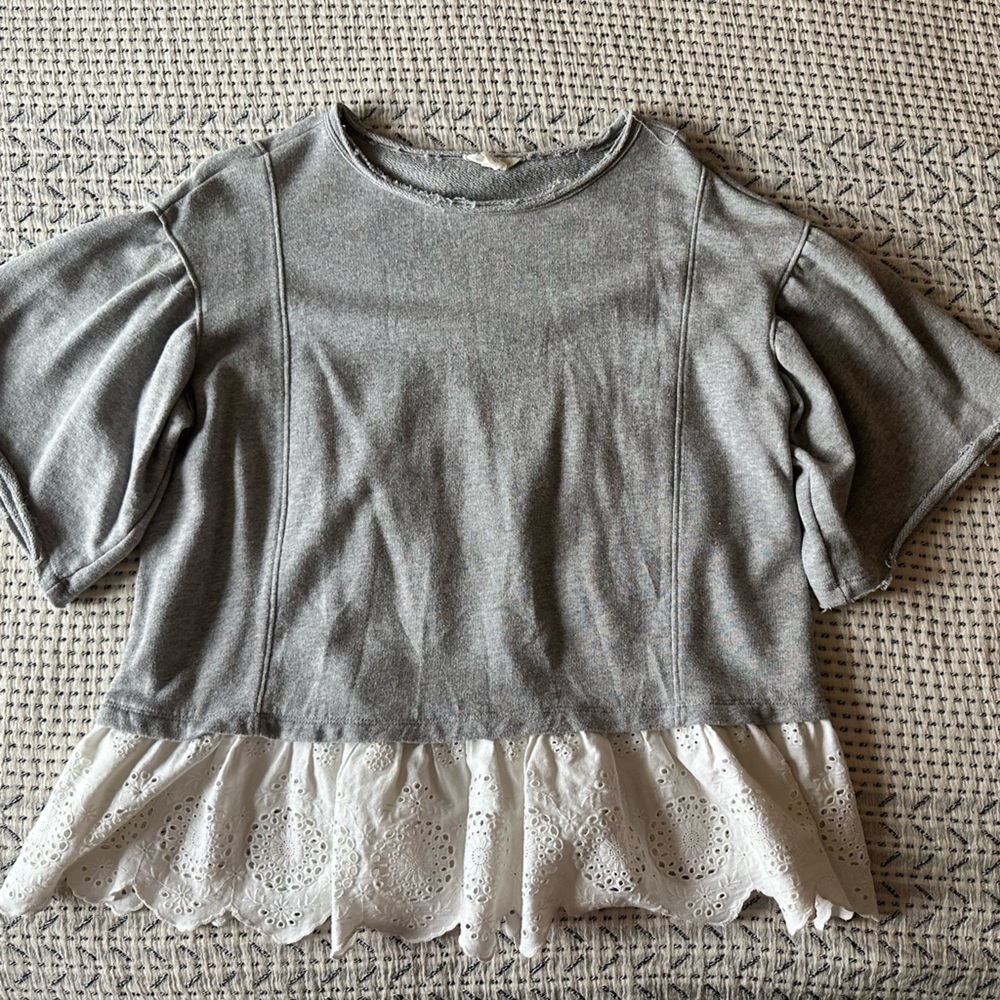 Caslon sweater top size small with eyelet trim